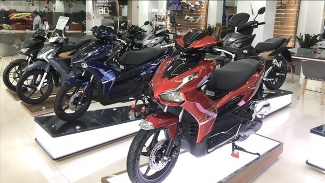 Giá xe máy xăng giảm mạnh