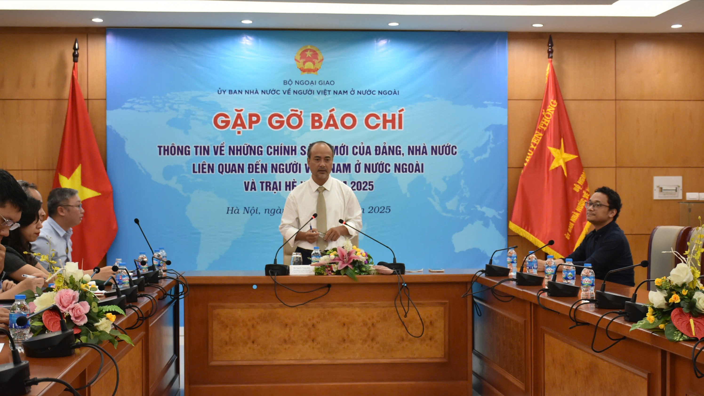 Nhiều chính sách mới tạo điều kiện thuận lợi cho kiều bào 