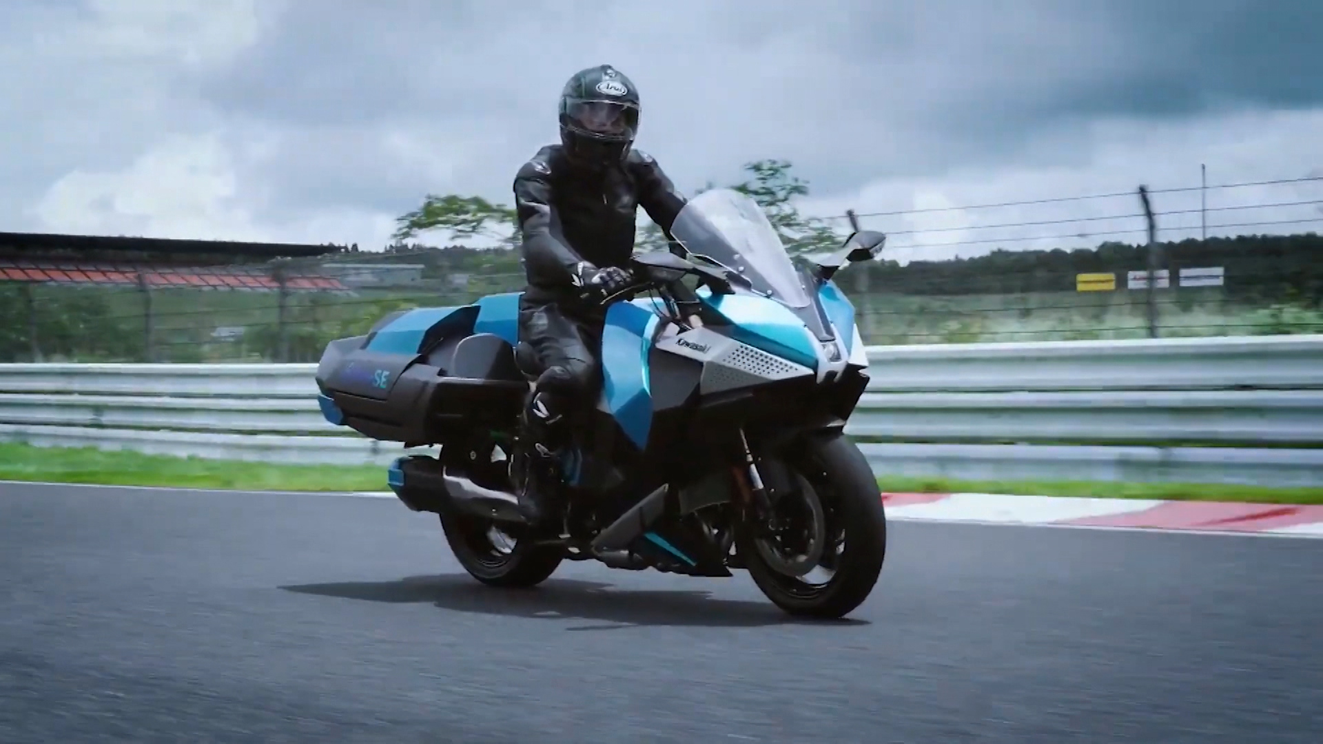 Kawasaki từ bỏ xe điện để phát triển xe năng lượng hydro