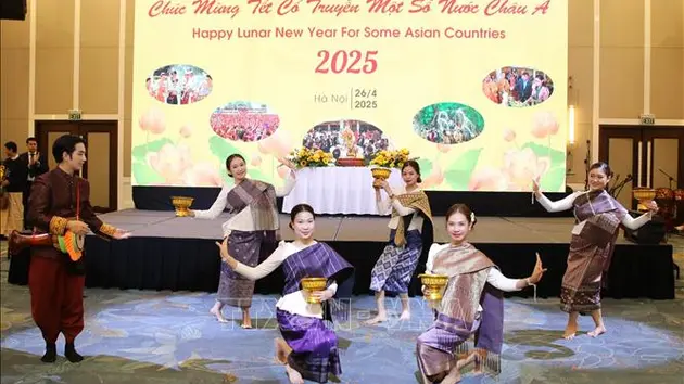 Giao lưu hữu nghị, mừng Tết cổ truyền các nước châu Á