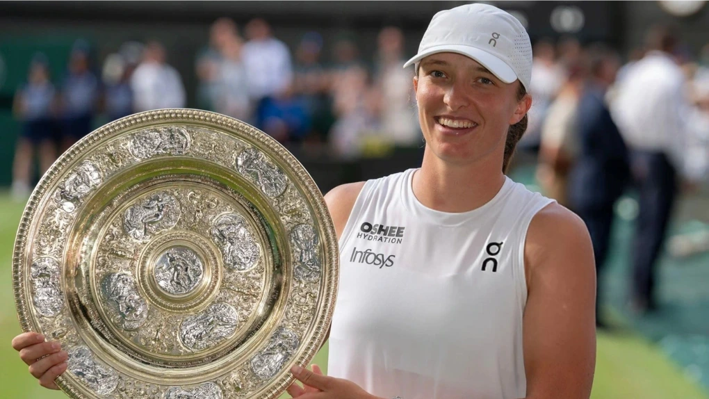 Iga Swiatek lần đầu vô địch Wimbledon